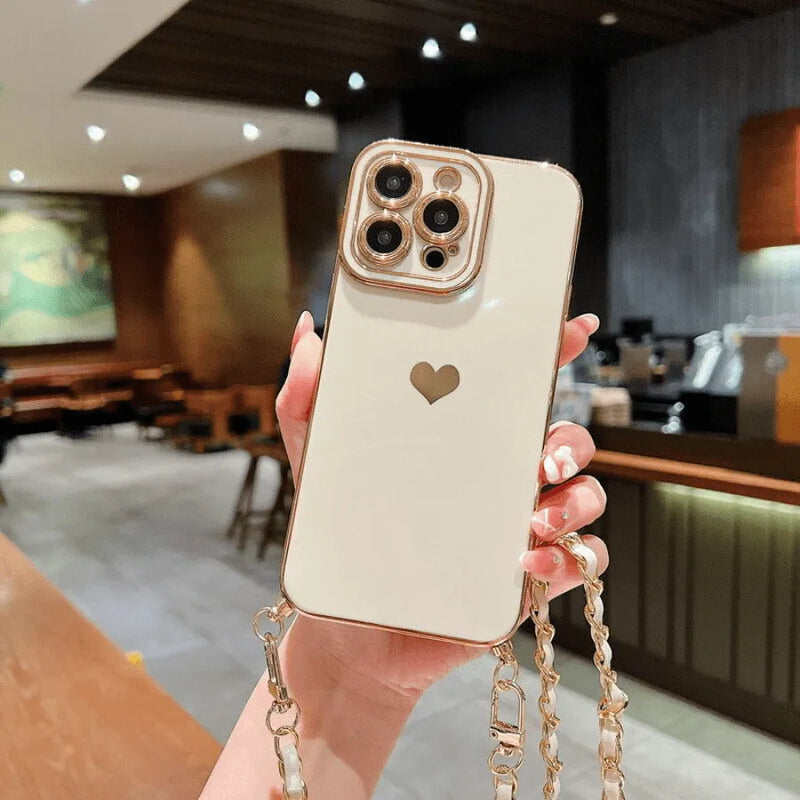 Capinha de Celular para Iphone com Cordão Love Heart Necklace