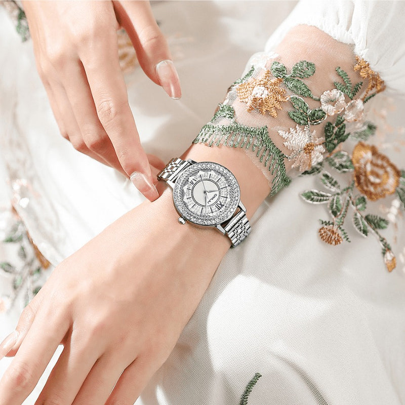 Relógio Feminino CRRJU CRISTAL DIAMOND - Vidro Lapidado, Cravejado Com Cristais de Zircônia, Movimento de Quartzo, Resistente à Água 30M