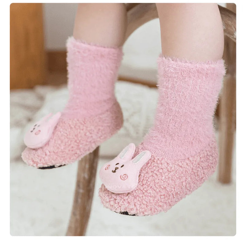 Sapatinho Meia De Inverno "Pezinho  Pelúcia"- Super Confortável, Quentinho e Antiderrapante