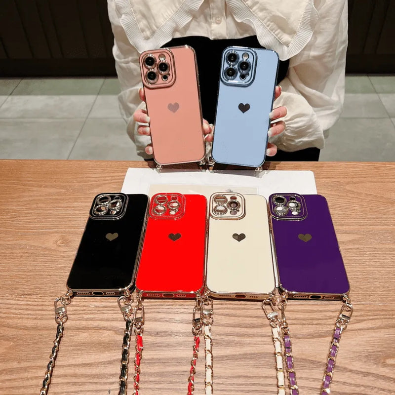 Capinha de Celular para Iphone com Cordão Love Heart Necklace