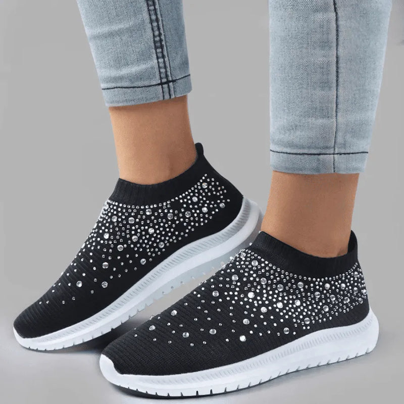 Tênis Meia Slip on Shining Crystal  - Feito Em Fibra Mesh Super Macia Com Strass para Um Design Único e Estiloso