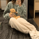 Pijama Feminino De Pelúcia DreamyCozy - Conjunto Com Calça e Moletom Em Pelúcia Plush | Quentinho, Macio e Super Confortável