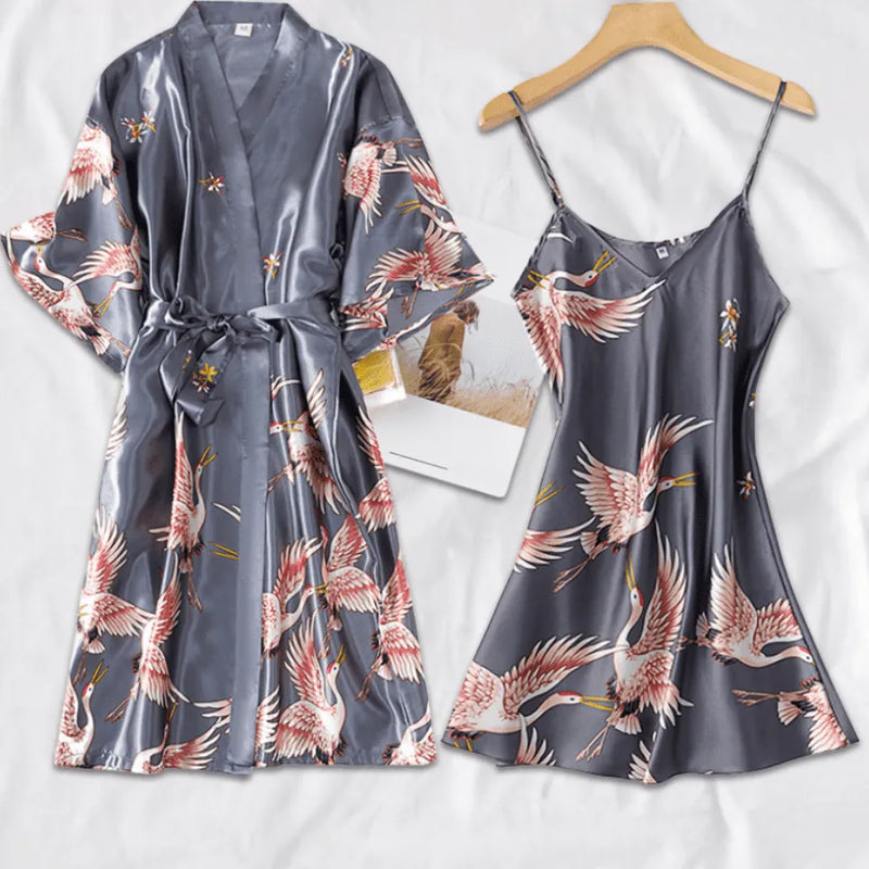 Pijama Feminino OrientalFly Conjunto Camisola e Roupão Em Seda Gelo | Toque De Seda Confortável