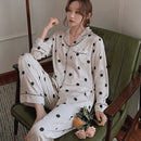 Pijama Feminino Serenade Conjunto Calça e Camisa Longa Em Seda Gelo Premium | Toque De Seda Confortável