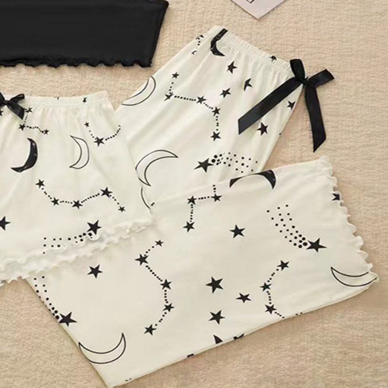 Pijama Feminino StellarSlumber - Conjunto 3 Peças, Calça, Shorts e Cropped | Macio, Leve e Super Confortável