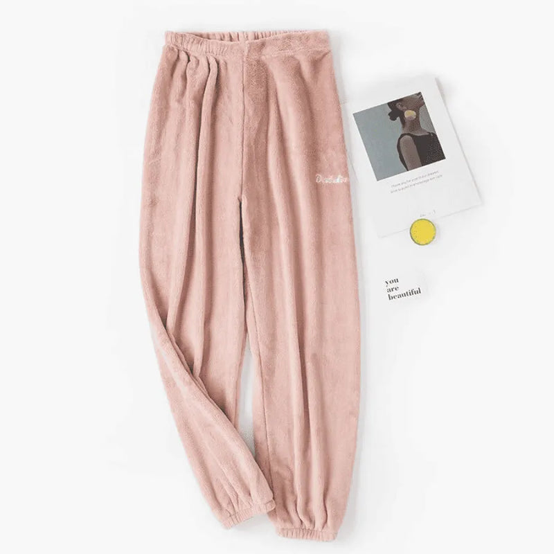 Calça De Pijama Peluciada Cotton Cloud em Algodão | Quentinha, Macia e Super Confortável