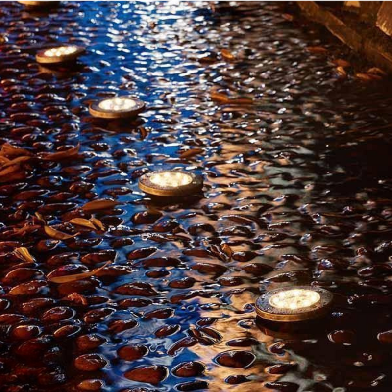 Kit 2 Luzes LED com 8 Pontos de Chão Impermeàveis a Energia Solar