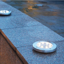 Kit 2 Luzes LED com 8 Pontos de Chão Impermeàveis a Energia Solar