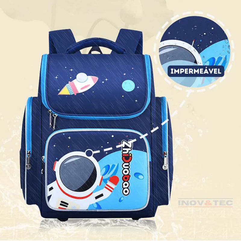 Mochila Infantil Premium Impermeável Unisex - Aventura Espacial Na Escola + Brinde