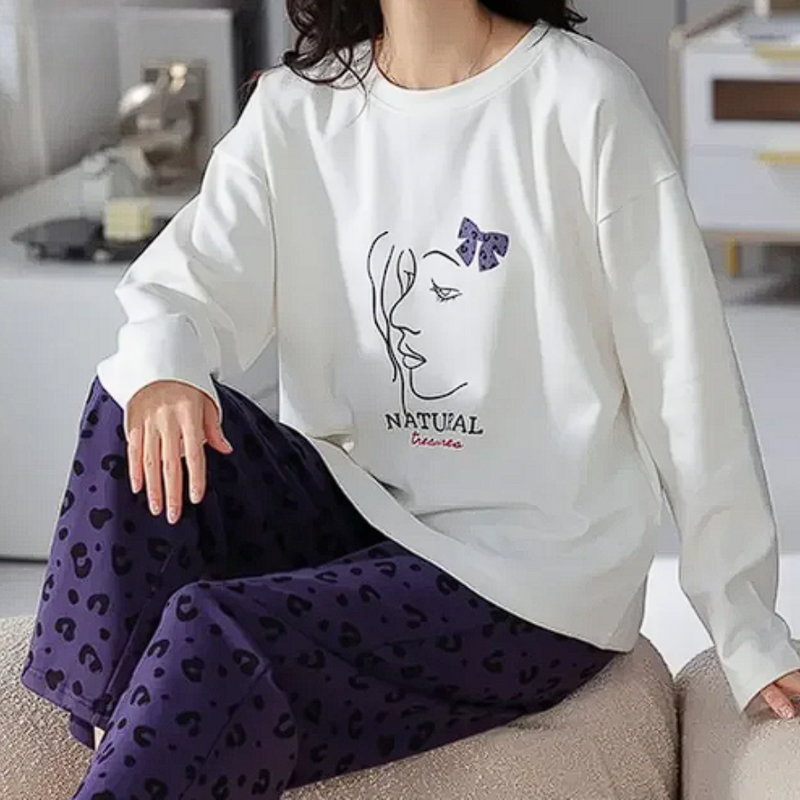 Pijama Feminino Peaceful Evenings - Conjunto Com Calça e Camisa Longa em Algodão | Macio, Leve e Super Confortável