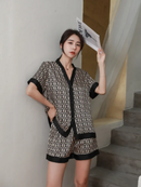 Pijama Feminino Golden Silk - Conjunto Shorts e Camisa Manga Curta em Seda Cetim Premium | Toque de Seda Super Confortável