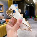 Capinha de Celular para Iphone com Bracelete de Segurança em Corações