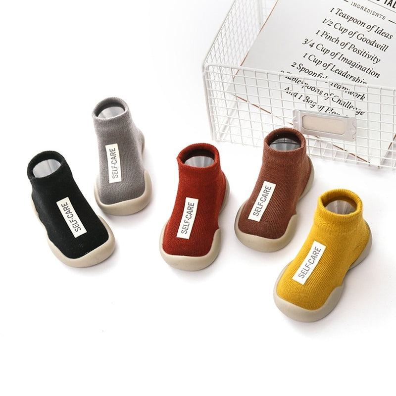 Sapatinho Meia Infantil com Sola Emborrachada Antiderrapante e Respirável com Cano Alto Self Care