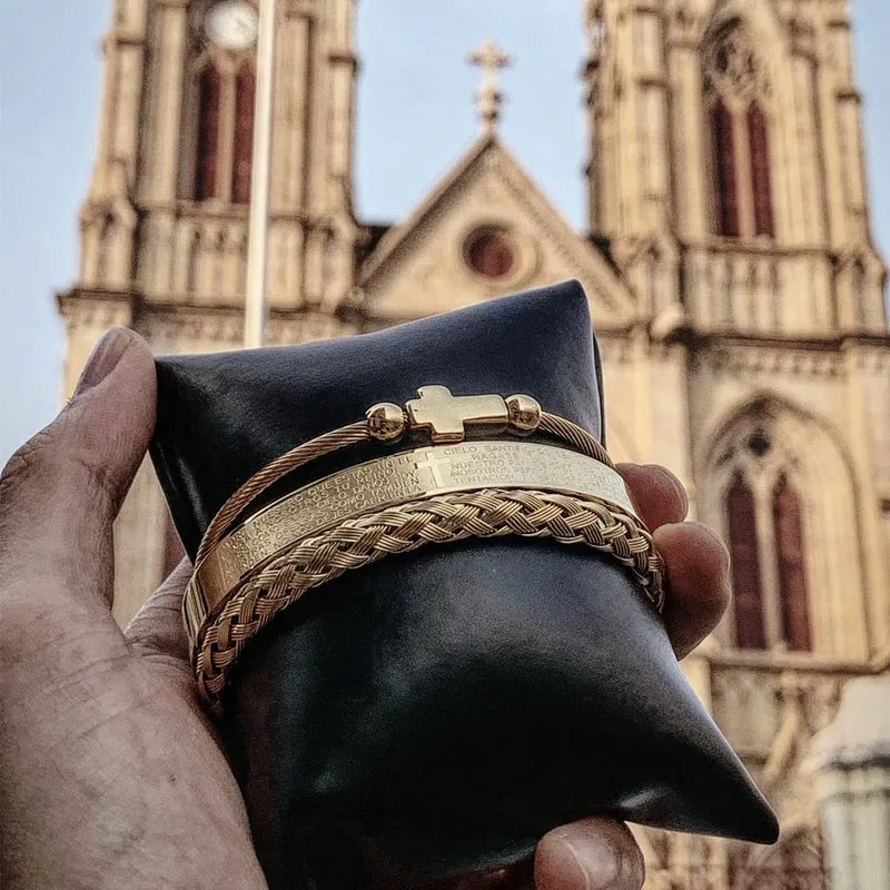 Kit 3 Pulseiras CRUZ - Joia em Aço Inoxidável Banhada em Ouro e Prata