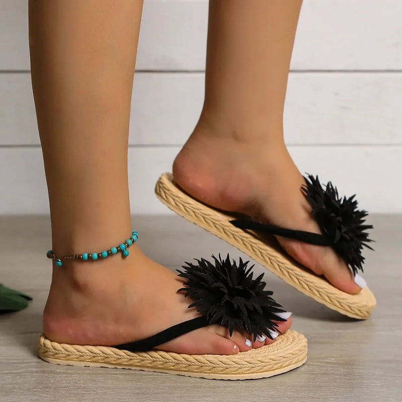 Sandália Plumes - Delicada e Impressionante