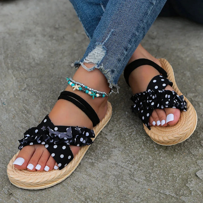 Sandália PolkaDot - Design Meigo e Delicado Para Se Encantar em Cada Passo