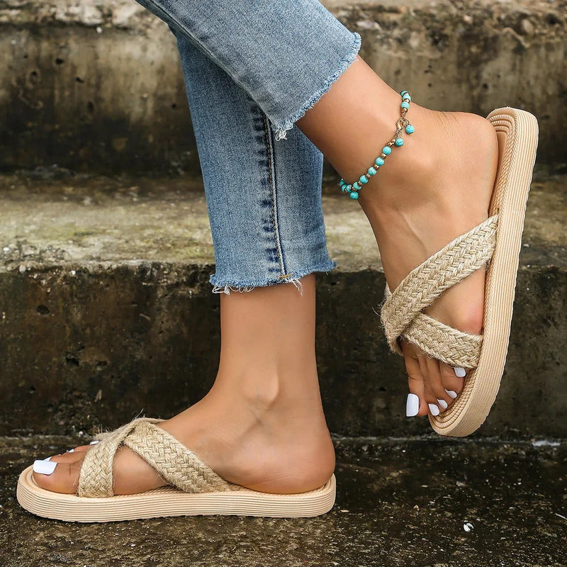 Sandália Sol&Mar - Feita em Fibras De Ráfia Naturais | Charme e Estilo Que Encantam