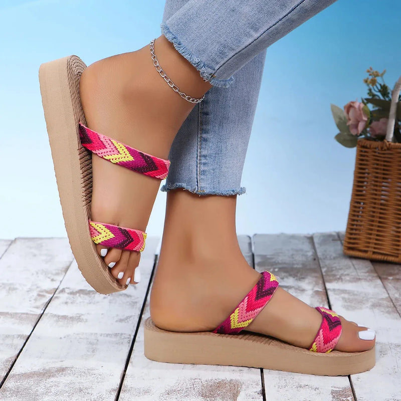 Sandália Slide StraPink | Conforto e Beleza Sem Igual Aos Seus Pés