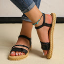 Sandália ChainBlack - Em Couro PU e Foma Larga Tendência 2024 | Design Contemporâneo e Confortável