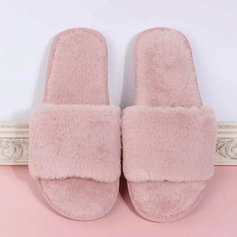 Sandália Slide Plush - Conforto e Estilo para Todos os Momentos
