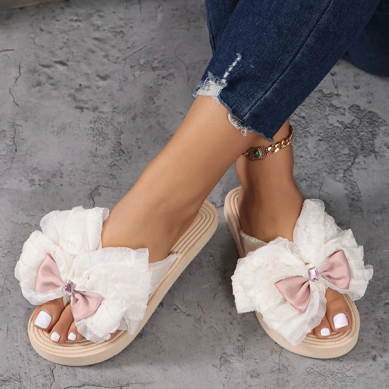 Sandália Cristal Lace | Toque Delicado Com Design Meigo e Impressionante