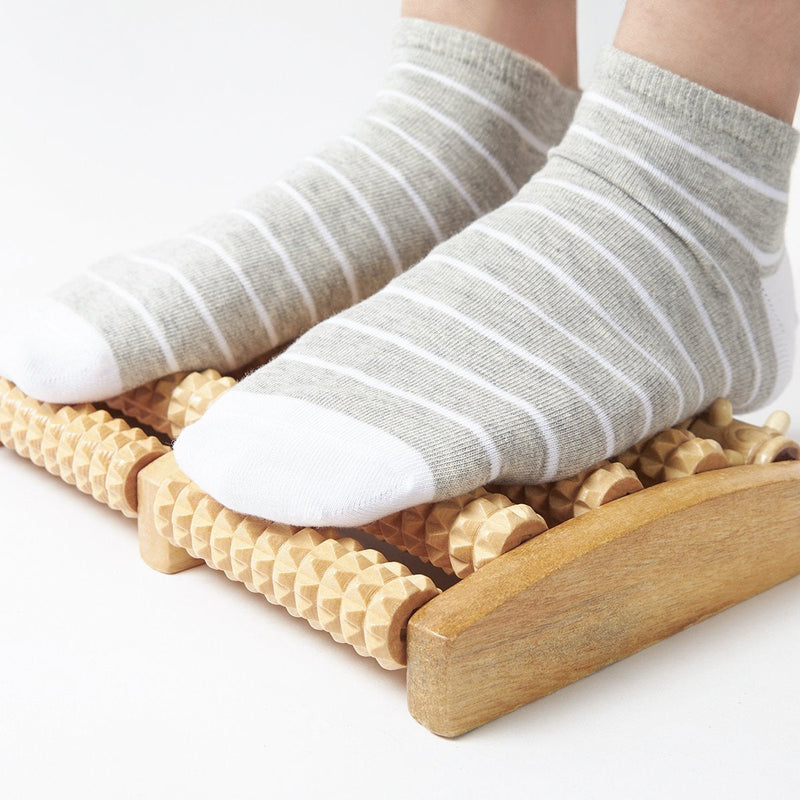 Massageador para os Pés - Rolo de Madeira