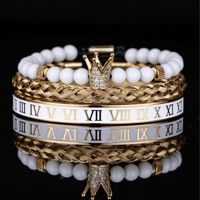 Kit 3 Pulseiras Premium Banhada a Ouro com Strass e Diversos Pingentes ROYAL