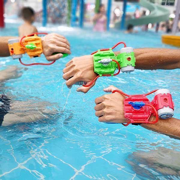 2x Pistolas de Água para Pulso Brinquedo Infantil [COMPRE 1 LEVE 2]