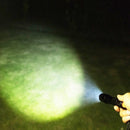 Lanterna Tática Ultra Brilhante com Foco Ajustável