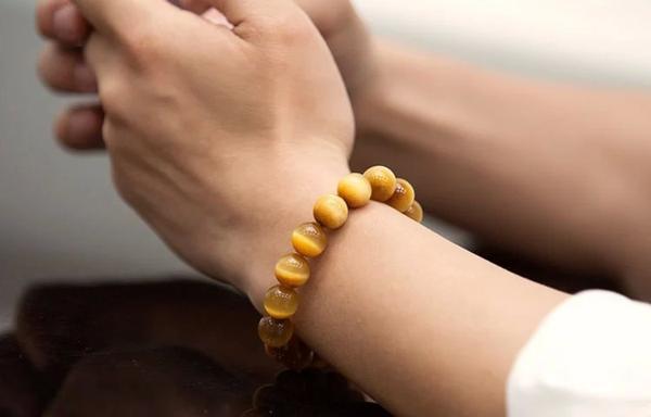 Pulseira Dourada do Sucesso