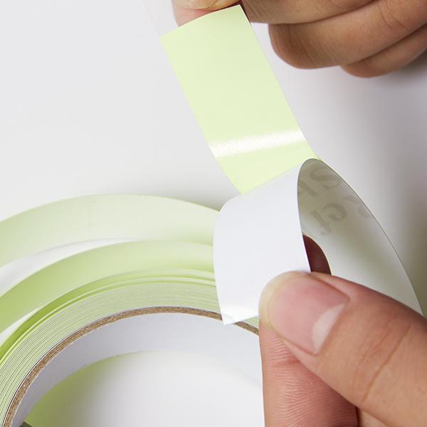 Fita Luminosa Autoadesiva que Brilha no Escuro 10m