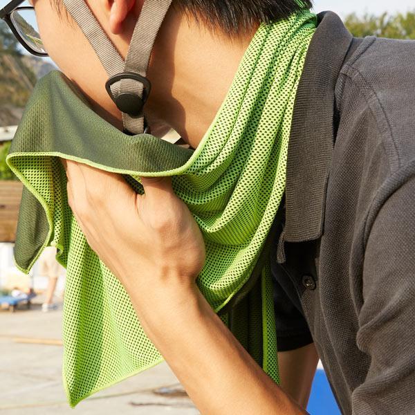 Toalha Esportiva de Refrigeração Instantânea em Algodão