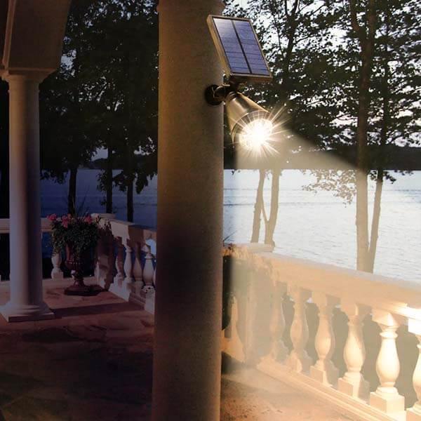 Luz de Foco Externa com Painel Solar de 1ª Linha - SunBrite