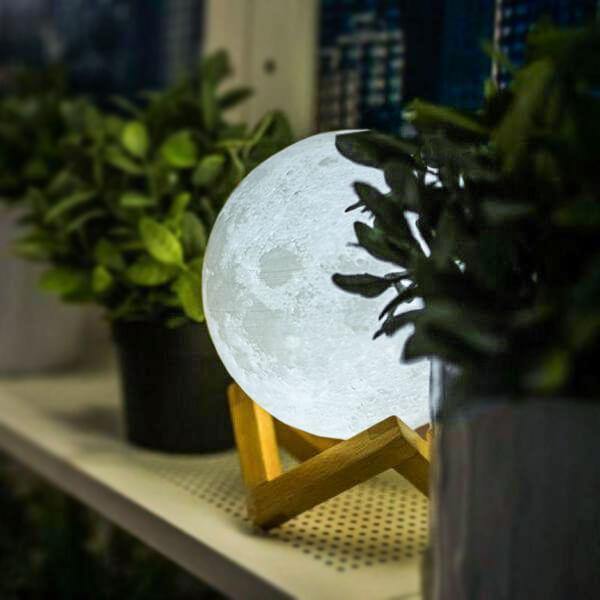 Lua Luminária 3D (com Stand em Madeira) - MoonLight