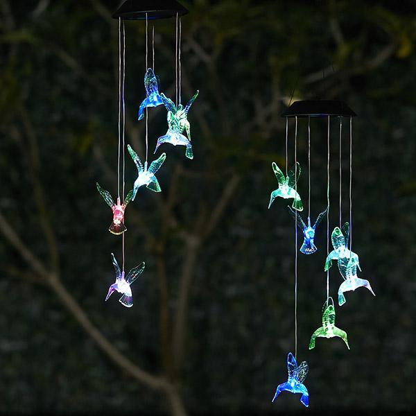 Sinos de Vento de Luz Beija-Flor Alimentada à Energia Solar