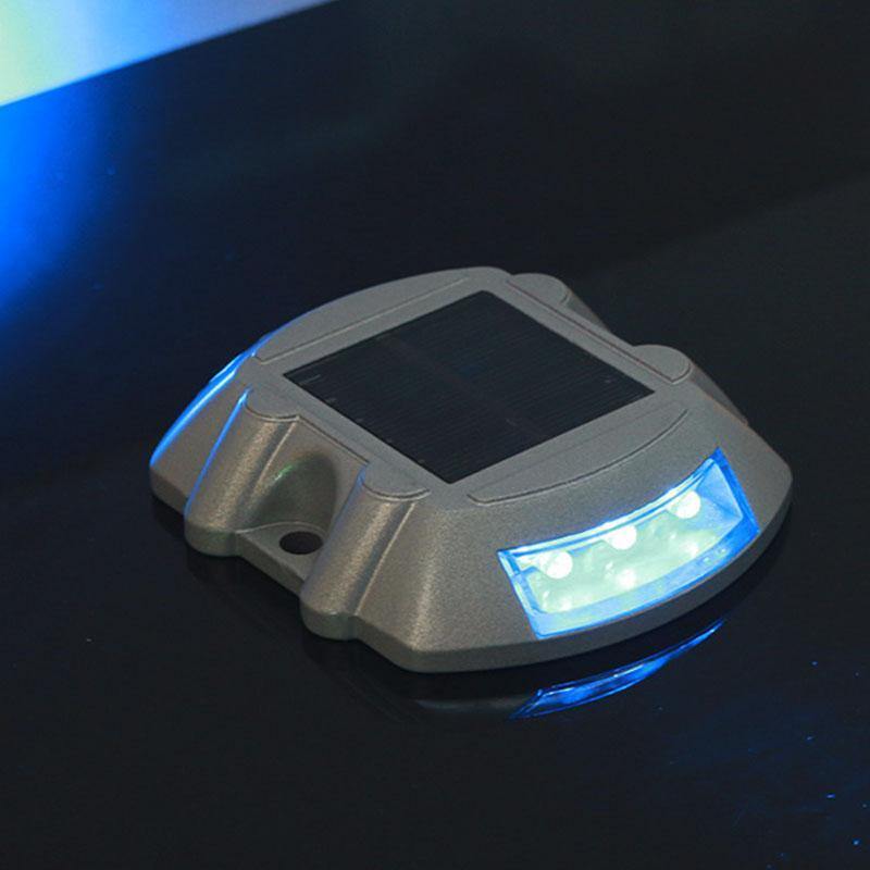 2 peças de Luzes LED Resistentes para Entrada de Automóveis à Energia Solar