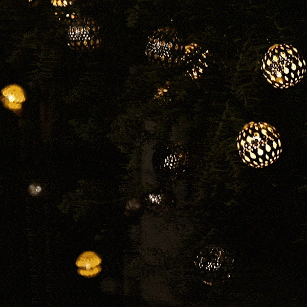 Fio com 20 Bolas de Metal LED com 8 Modos de Iluminação à Energia Solar