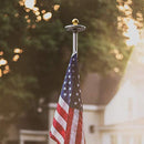 Luz de UFO para Mastro à Energia Solar